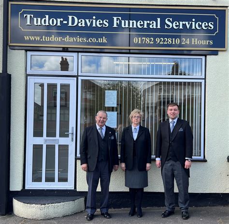 tudor davies funeral services